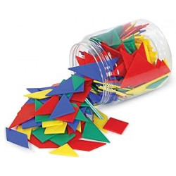 Tangrams en quatre couleurs